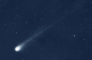 周期70年で長円軌道で公転しているポン・ブルックス彗星が宵の西空で見ごろになって来た
