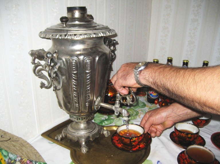 ロシアで ロシアンティー は通じない ロシアの紅茶事情 達人に訊け 中日新聞web