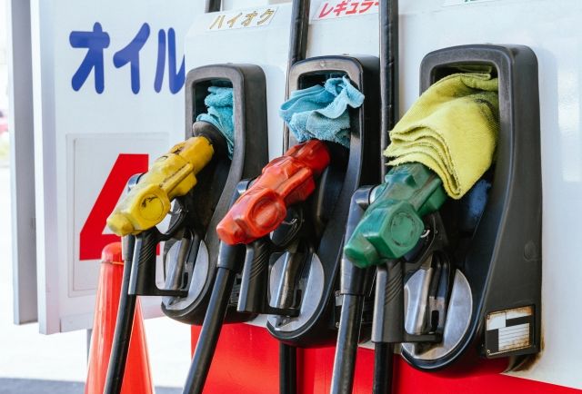 ガソリン価格は下げられる 達人に訊け 中日新聞web