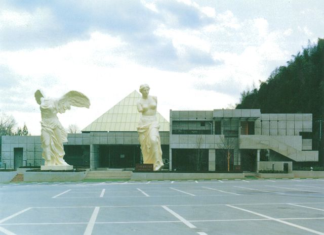 三重県 ルーブル彫刻美術館 クーポン 中日新聞web
